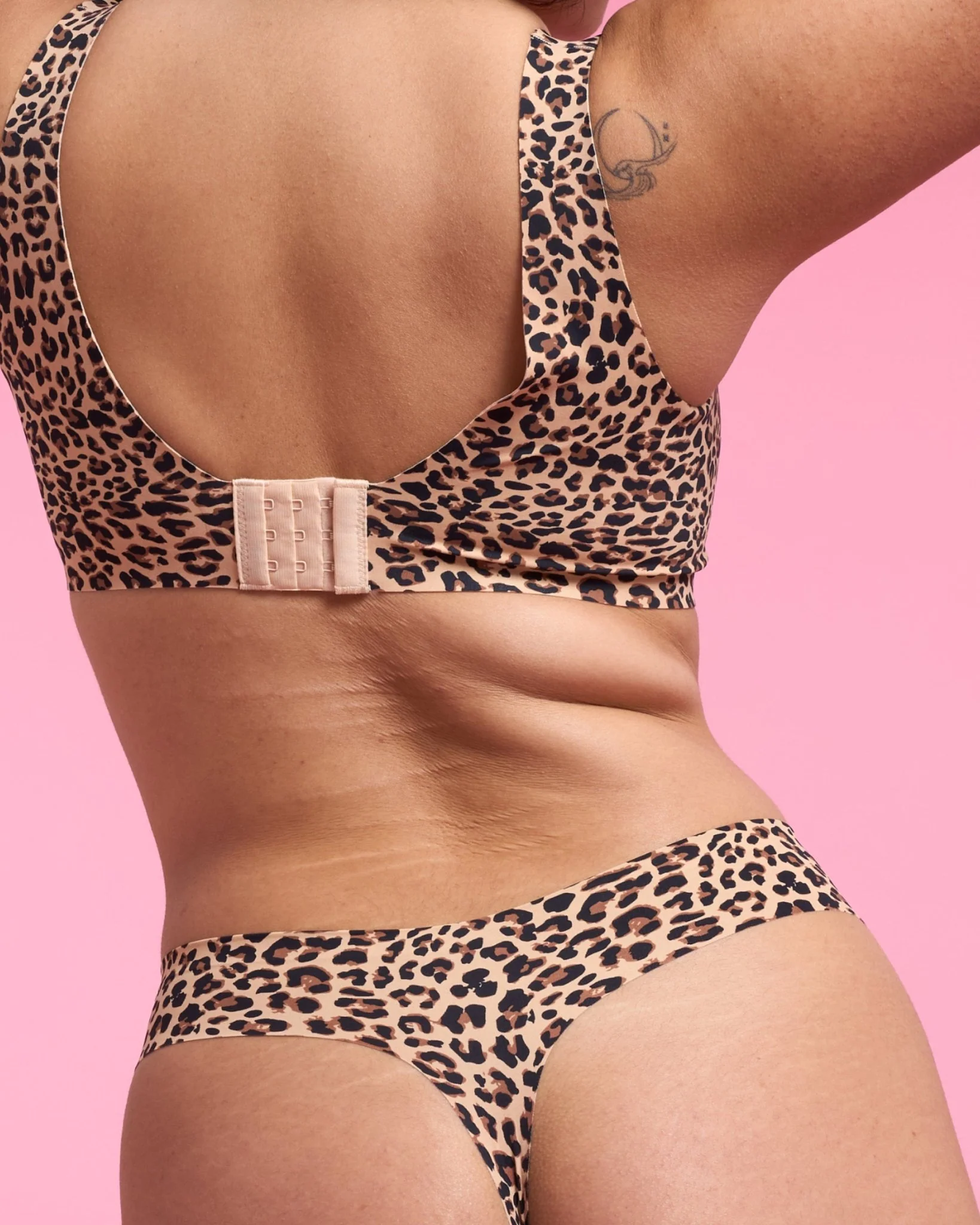 Doppelpack: Tanga – Seamless Comfort Unterwäsche - Image 2