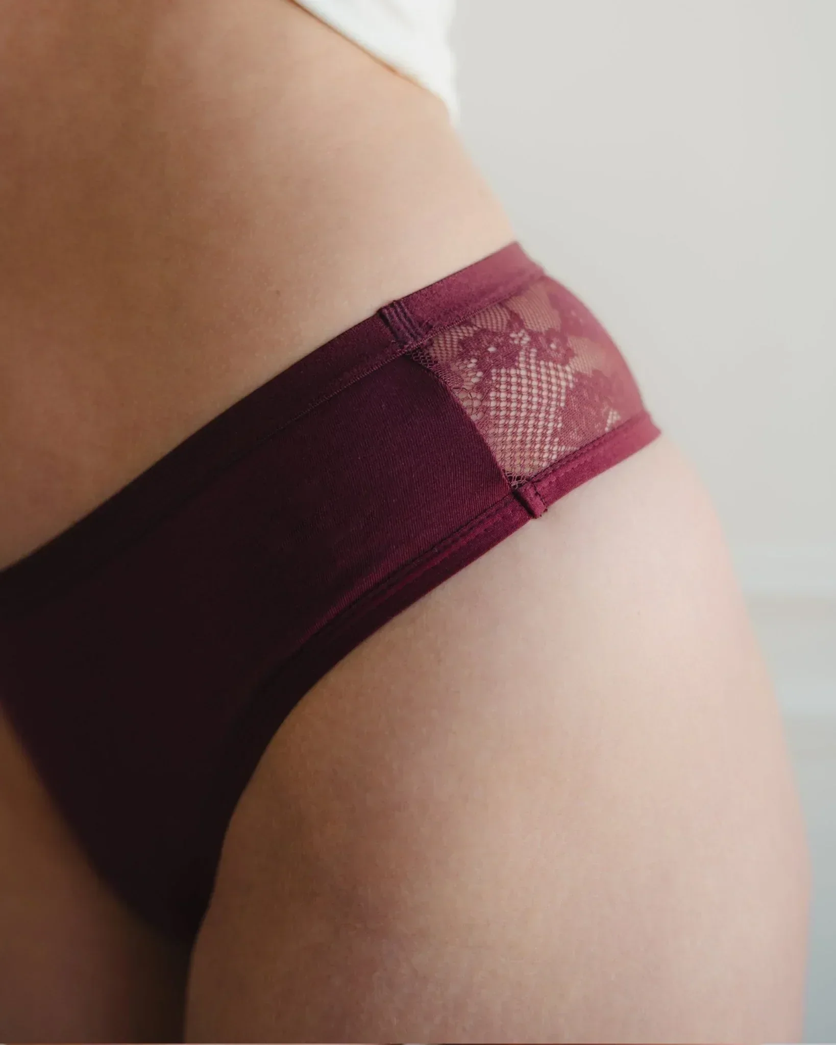 Medium – Tanga – Lace Viveh Collection - Image 7